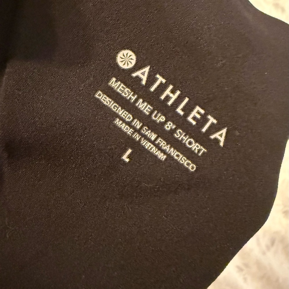 Athleta Black Mesh Me Up Shorts - Picture 4 of 4